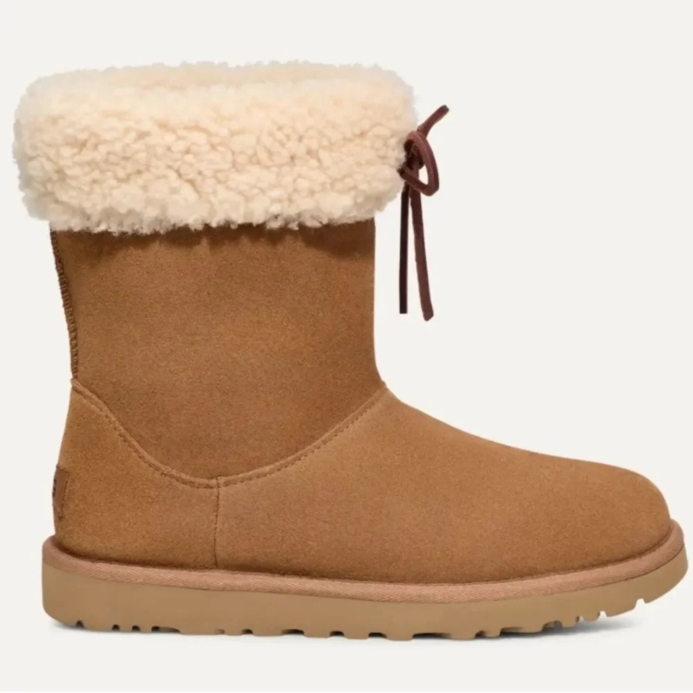 UGG Sarissa Shearling Boots in Chestnut New!‎